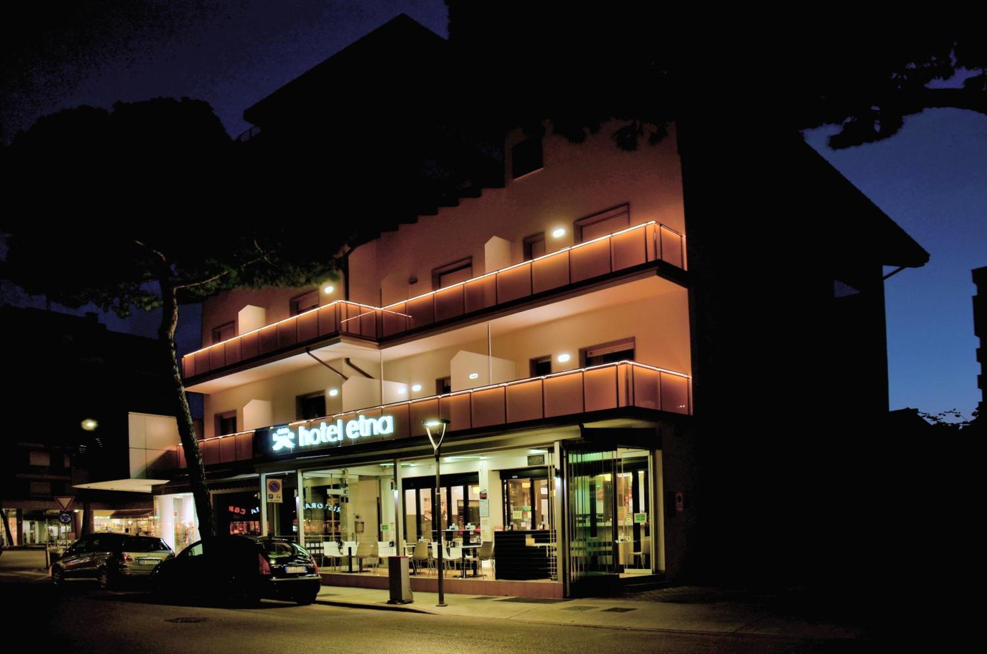 Hotel Etna Lignano Sabbiadoro Luaran gambar