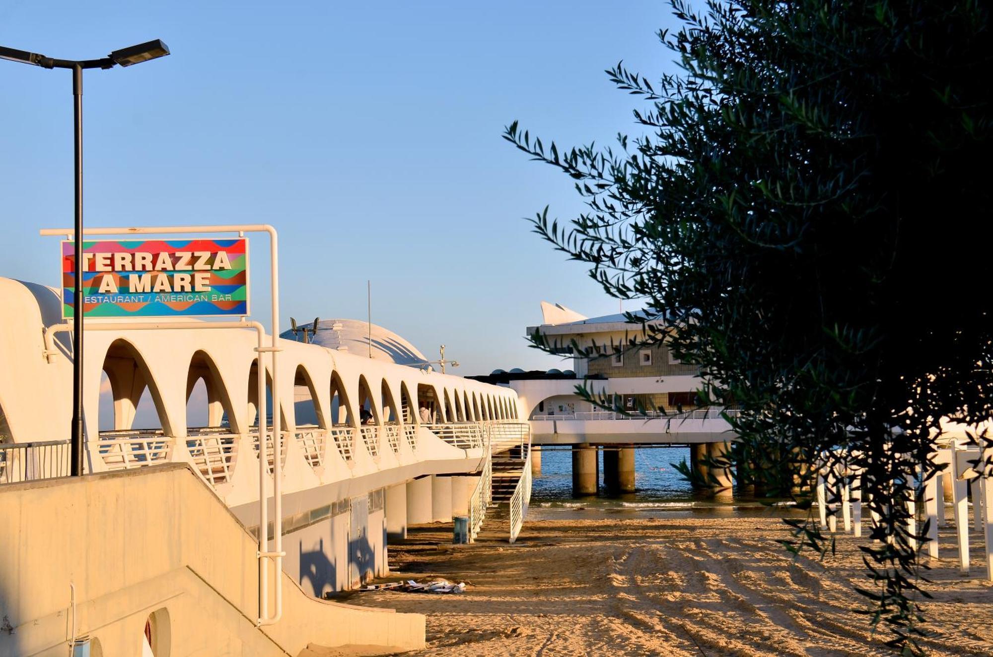 Hotel Etna Lignano Sabbiadoro Luaran gambar