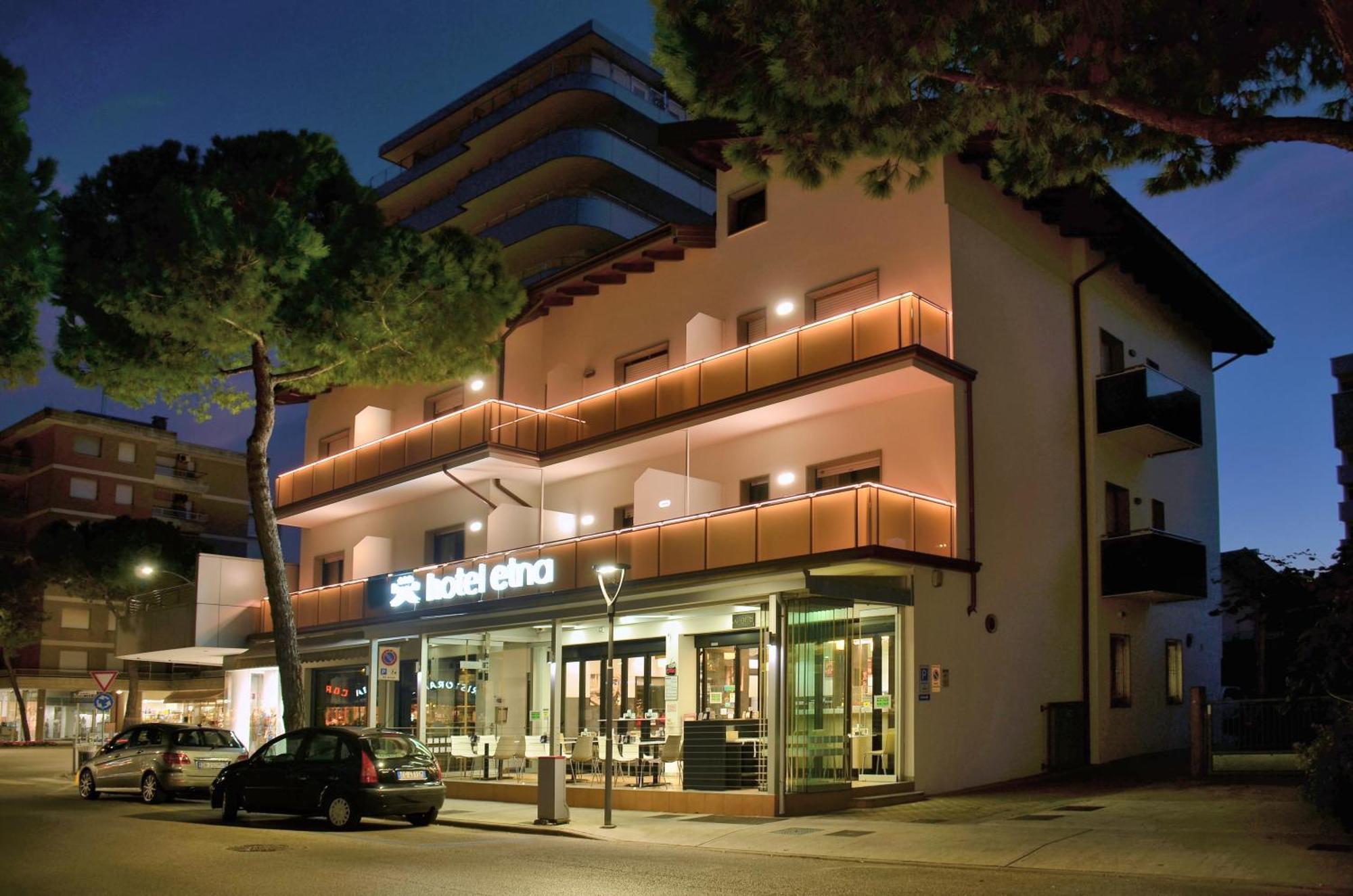 Hotel Etna Lignano Sabbiadoro Luaran gambar