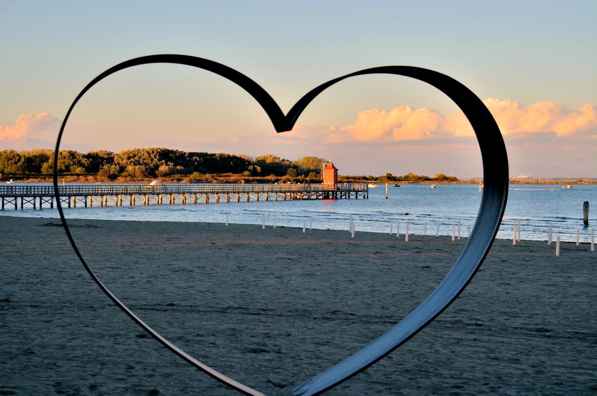 Hotel Etna Lignano Sabbiadoro Luaran gambar