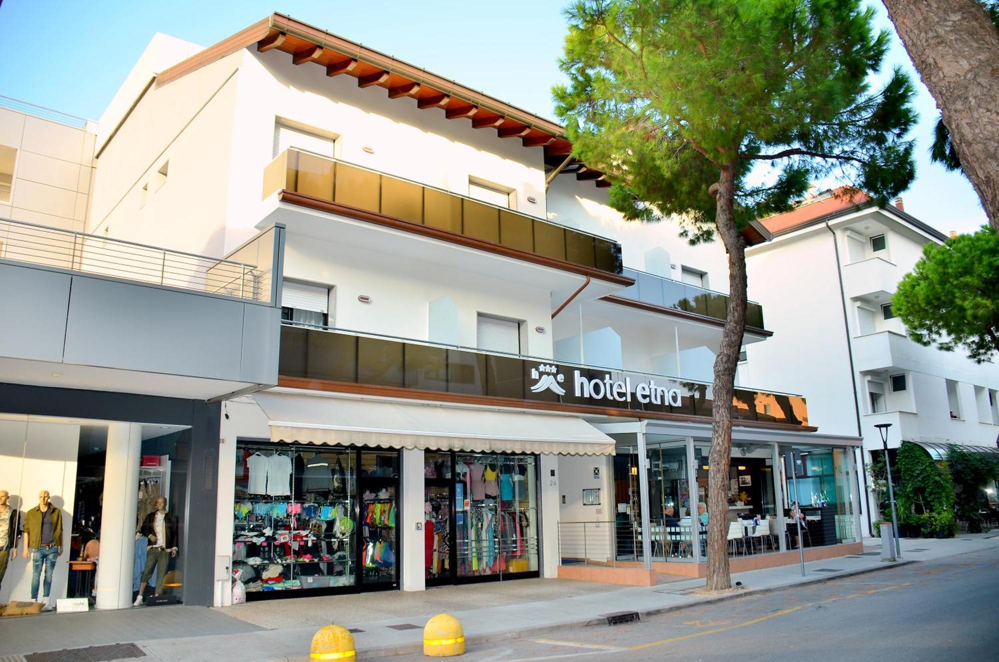 Hotel Etna Lignano Sabbiadoro Luaran gambar