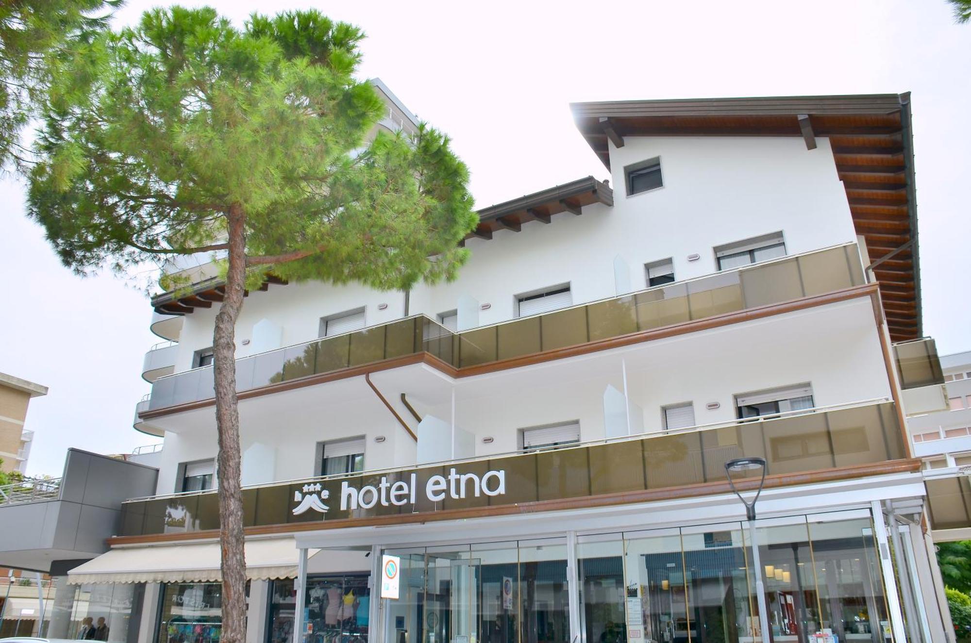Hotel Etna Lignano Sabbiadoro Luaran gambar